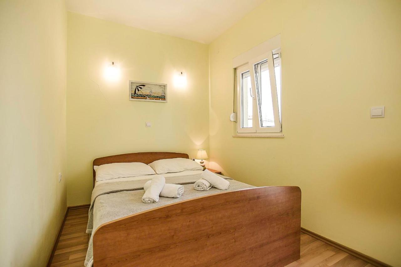 Apartments Krsticevic Клек Екстер'єр фото