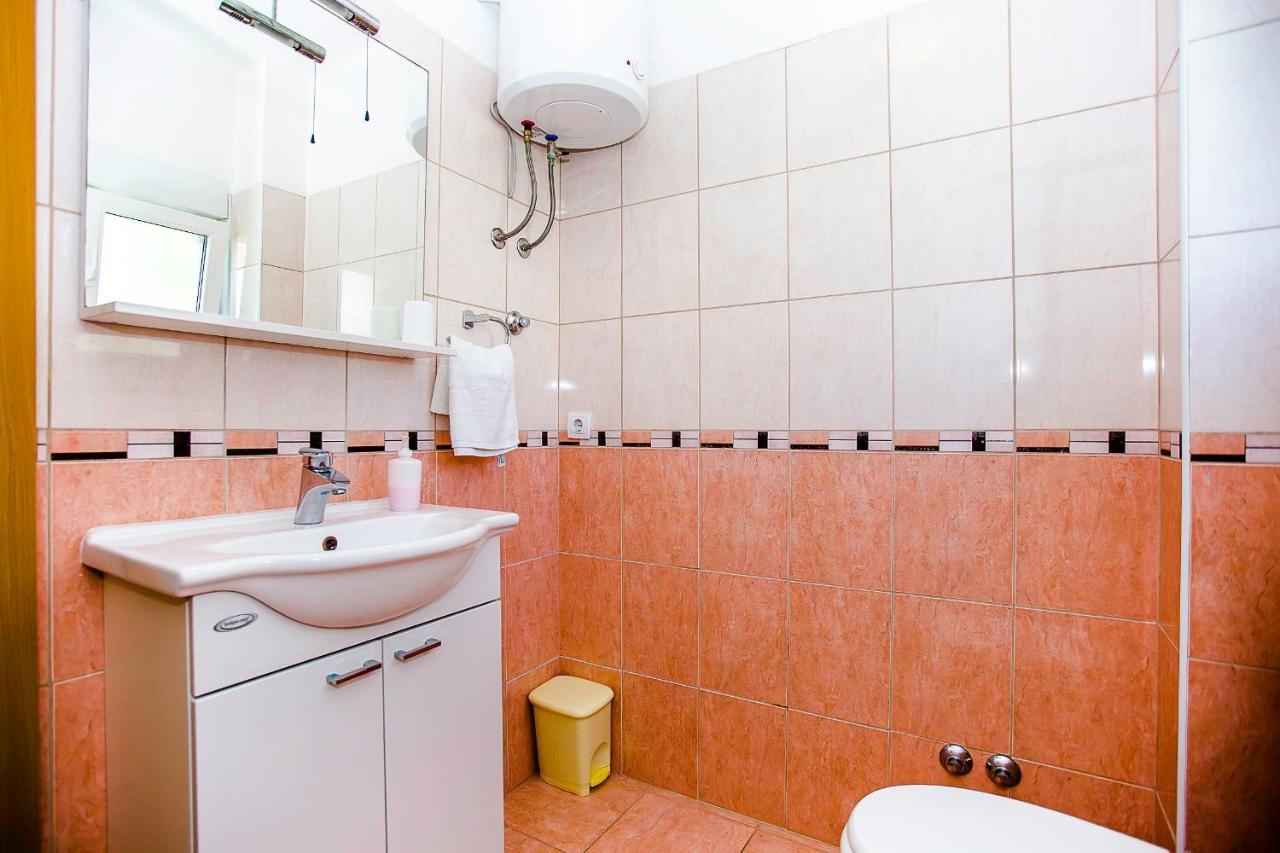 Apartments Krsticevic Клек Екстер'єр фото