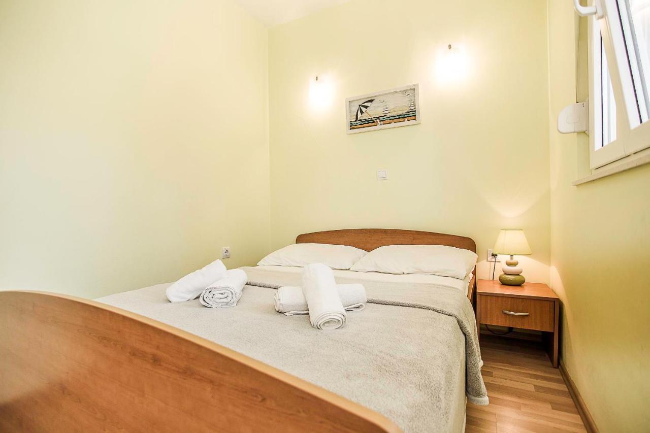 Apartments Krsticevic Клек Екстер'єр фото