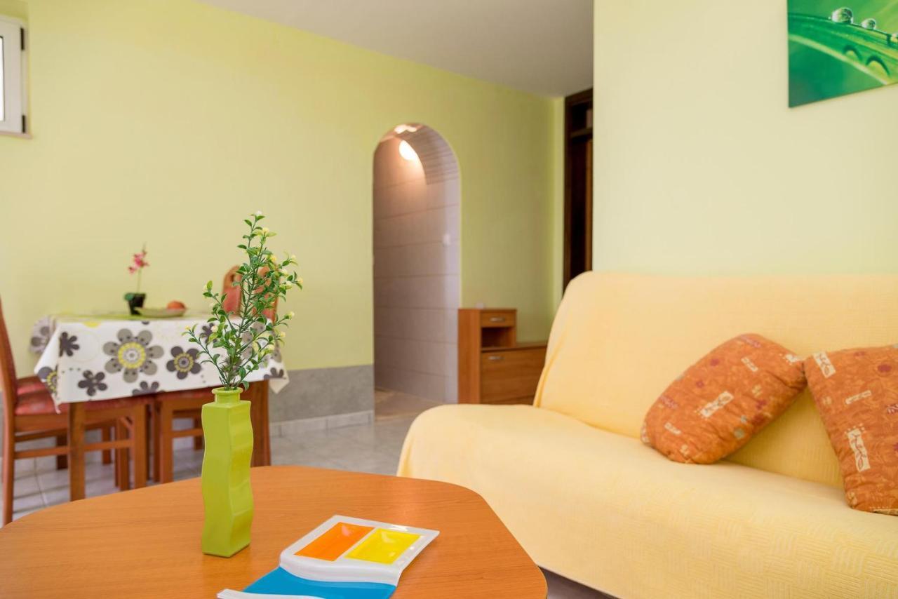 Apartments Krsticevic Клек Екстер'єр фото