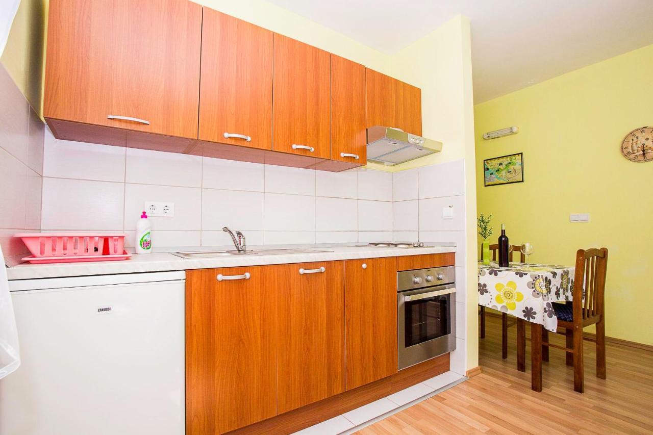 Apartments Krsticevic Клек Екстер'єр фото